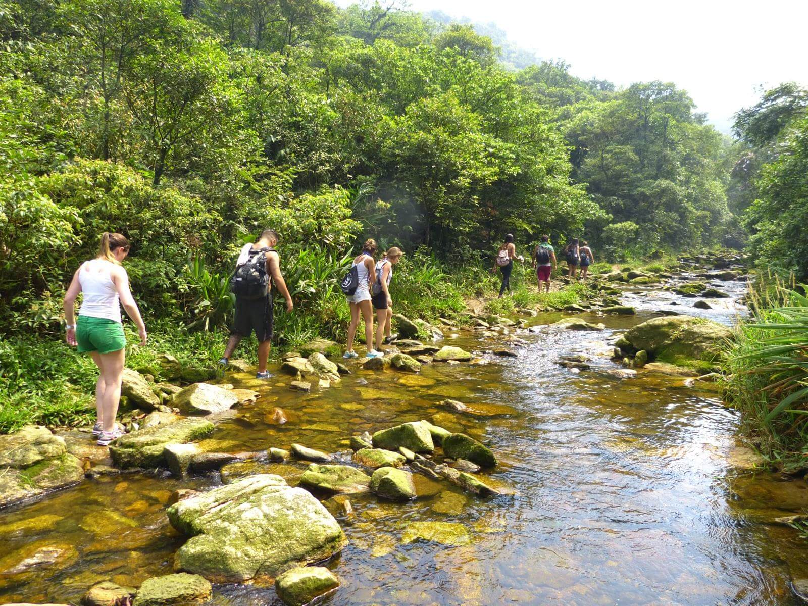 trilha da cachoeira da fumaça